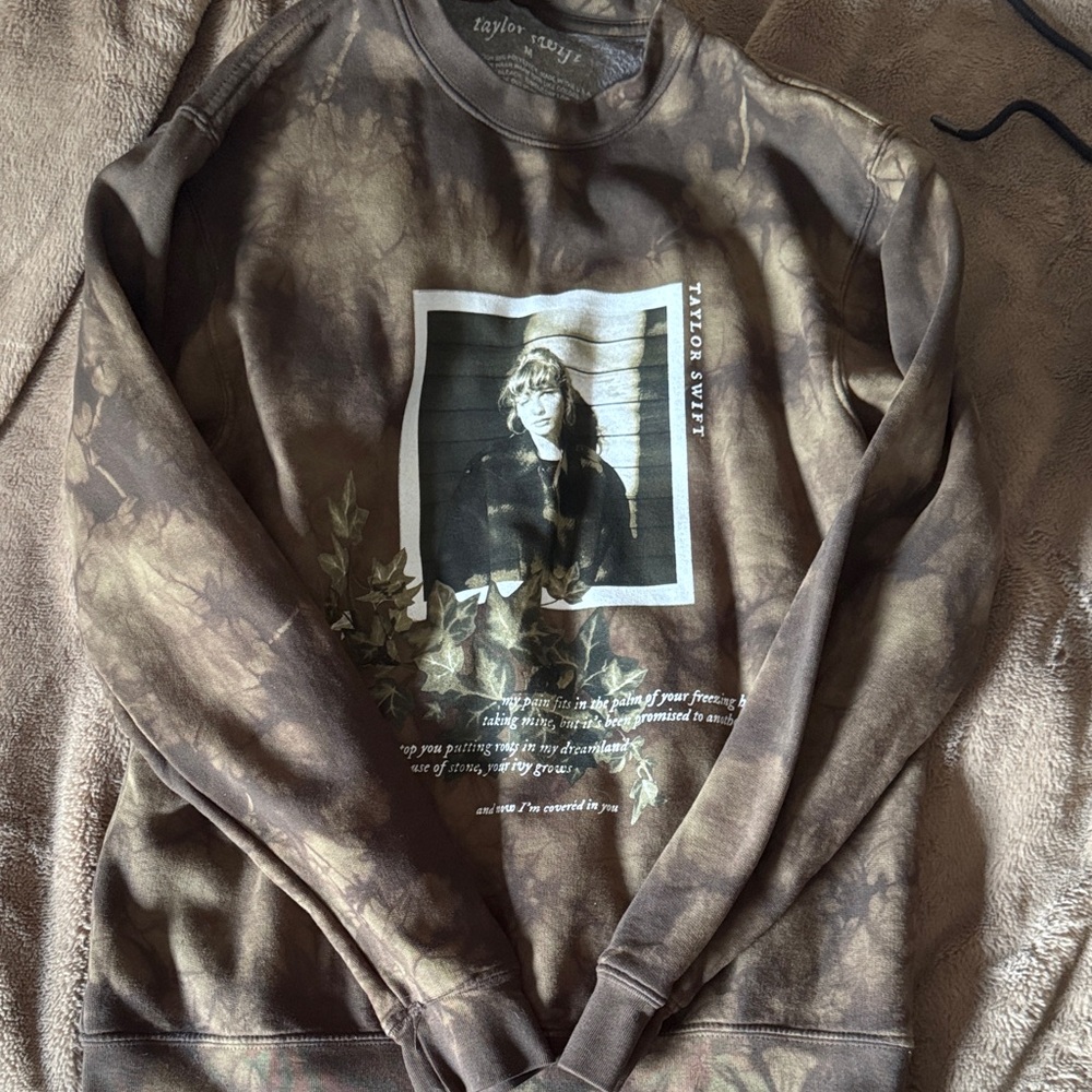 Taylor Swift Evermore Ivy Crewneck